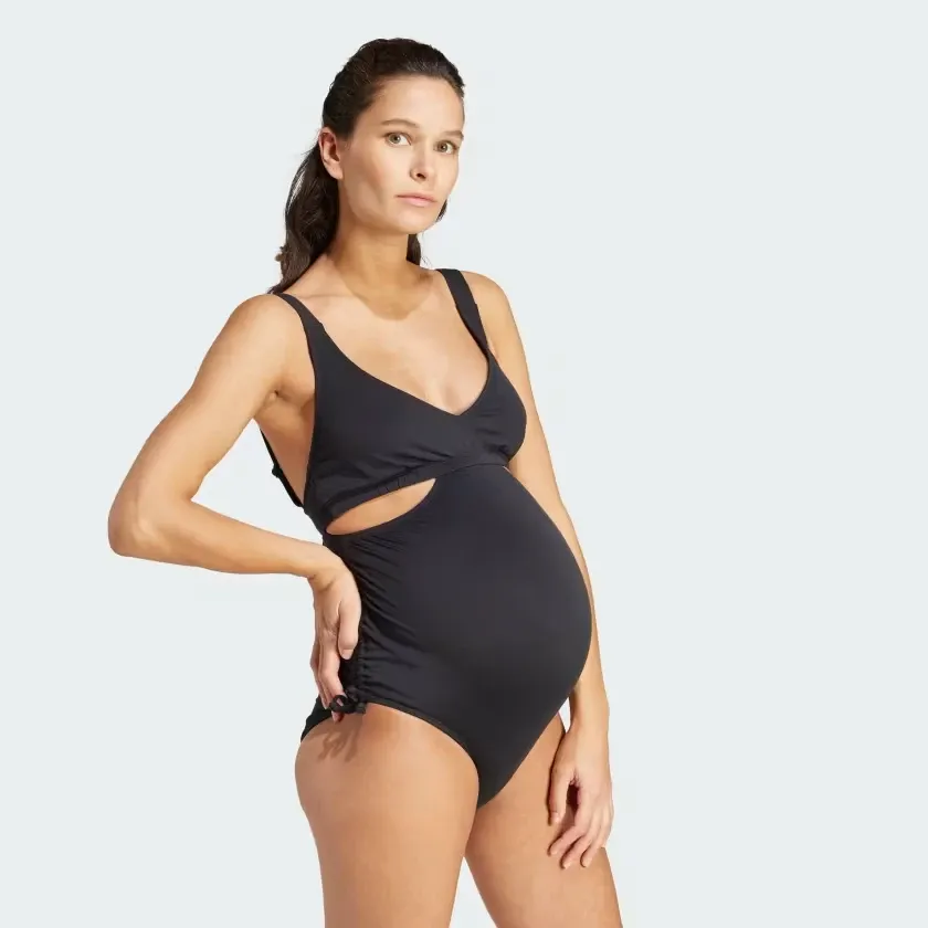 Adidas Iconisea är en gravid baddräkt som ger ett utmärkt stöd till magen vid simning, vattengympa m.m.