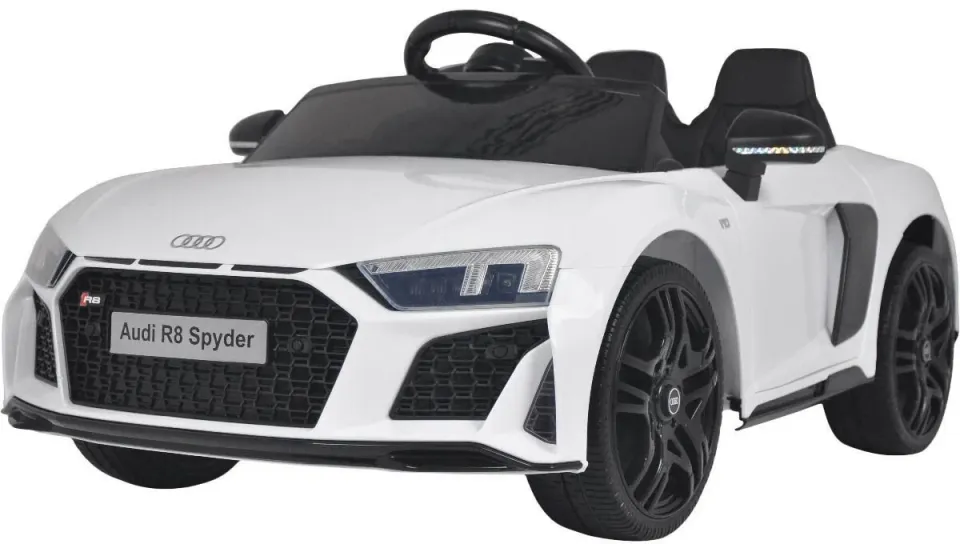 En liten Audi Elbil som barnet kan köra själv är en häftig och cool present för en 3 åring.