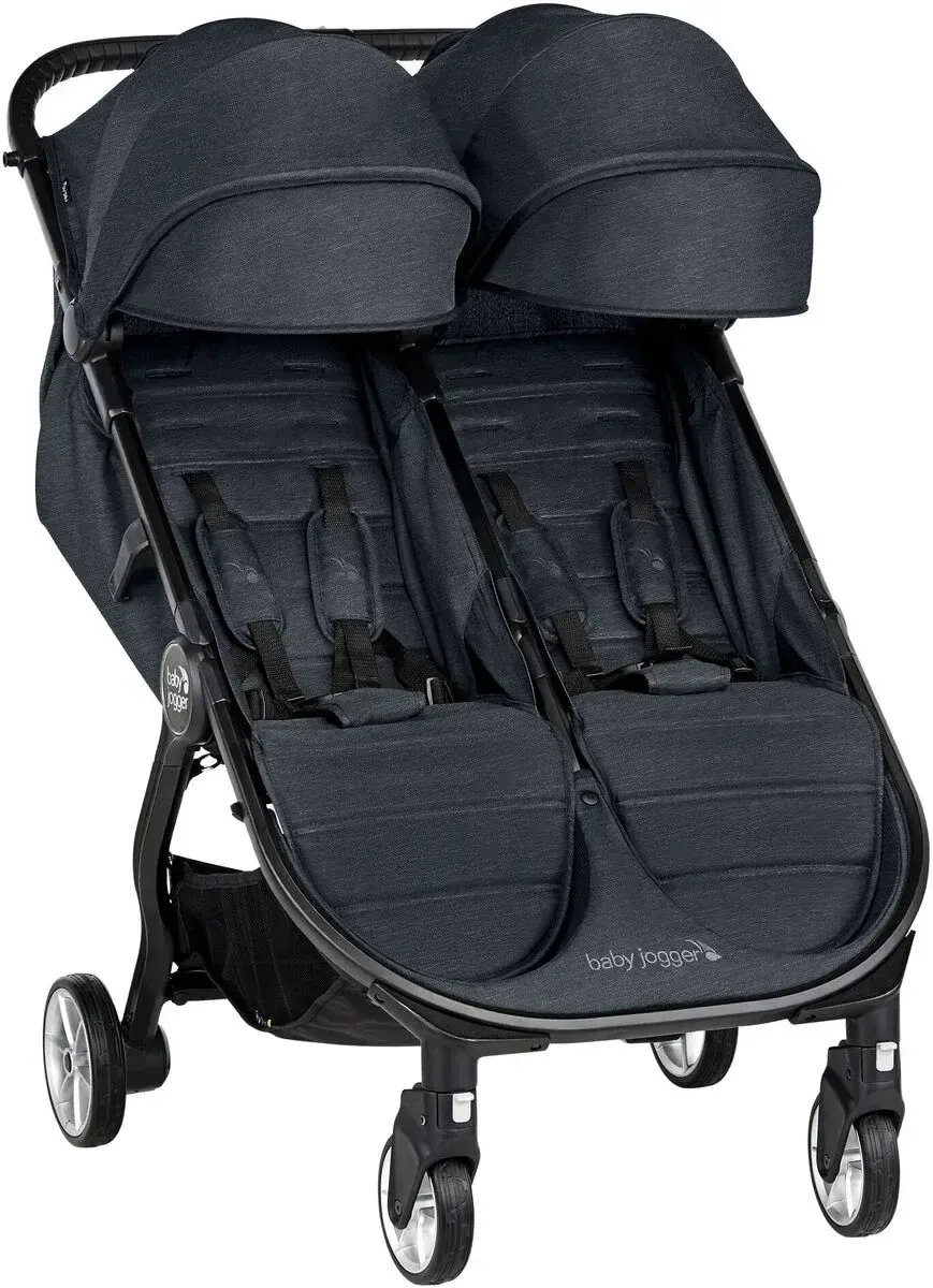 Baby Jogger City Tour 2 är bästa resevagn för syskon. Denna dubbelvagn tar man smidigt med på resan och transporterar två små barn i.