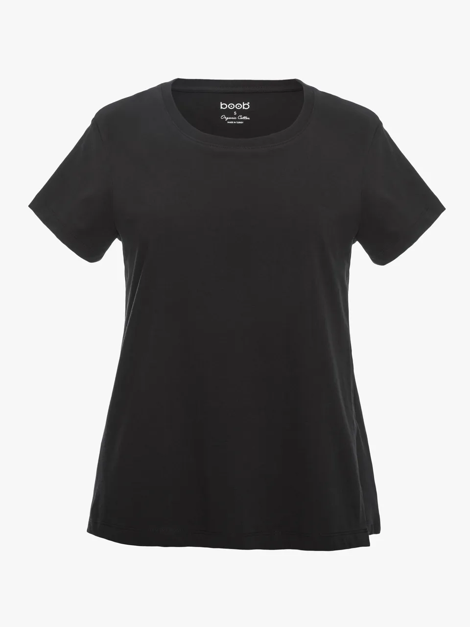 Boob Gravid Amning T-shirt Svart är en svart t-shirt med rund halsringning och kort ärm, med en följsam passform som ger plats åt magen.