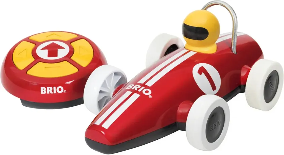 BRIO 30388 Race Car Radiostyrd Bil är ett starkt tips på present till 2 åring. Den är lättstyrd och rolig att använda.