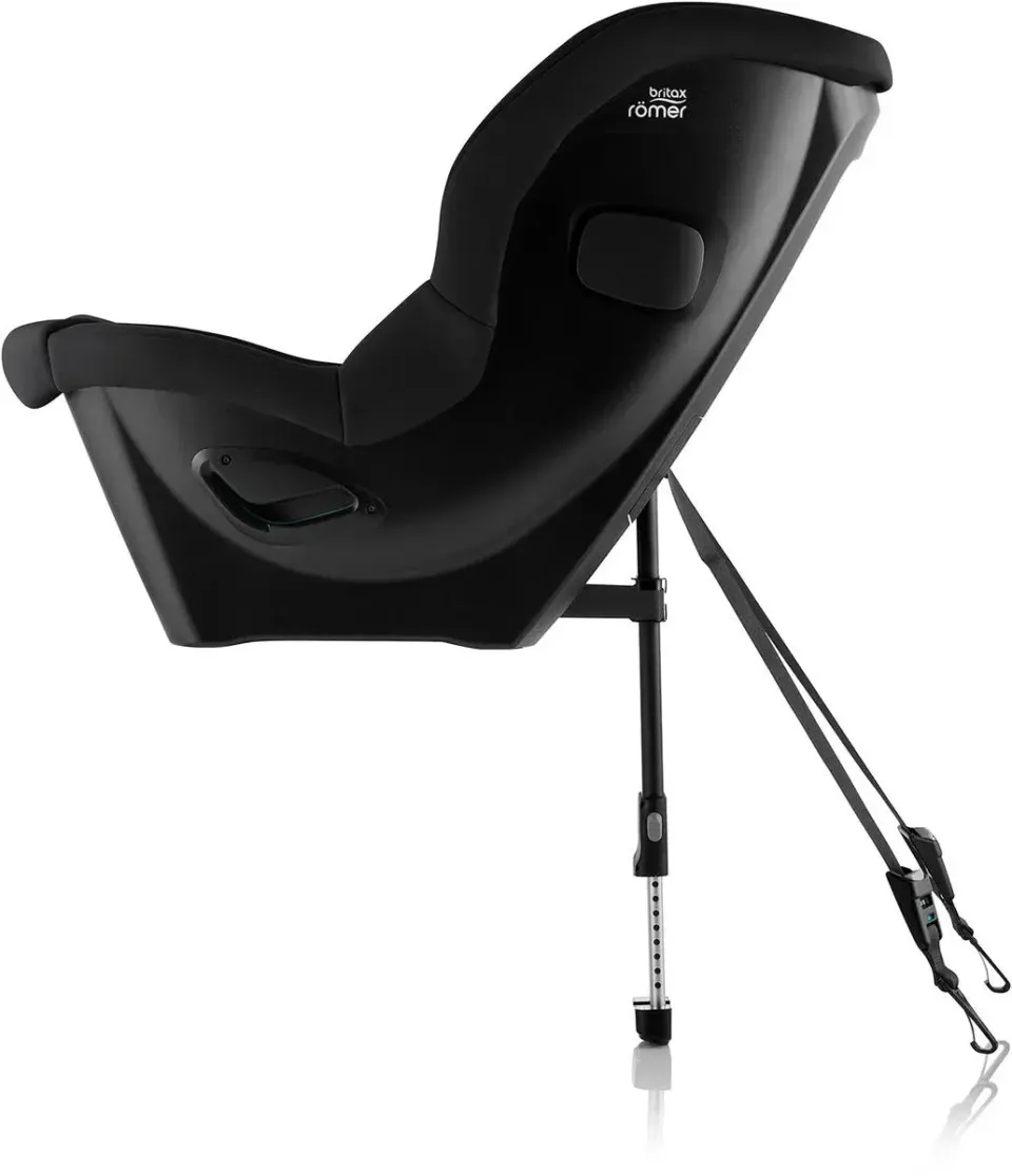 Britax Römer Safe-Way M är en bra budget bilbarnstol som erbjuder hög säkerhet och god komfort. Den placerar sig högt i vårt test.