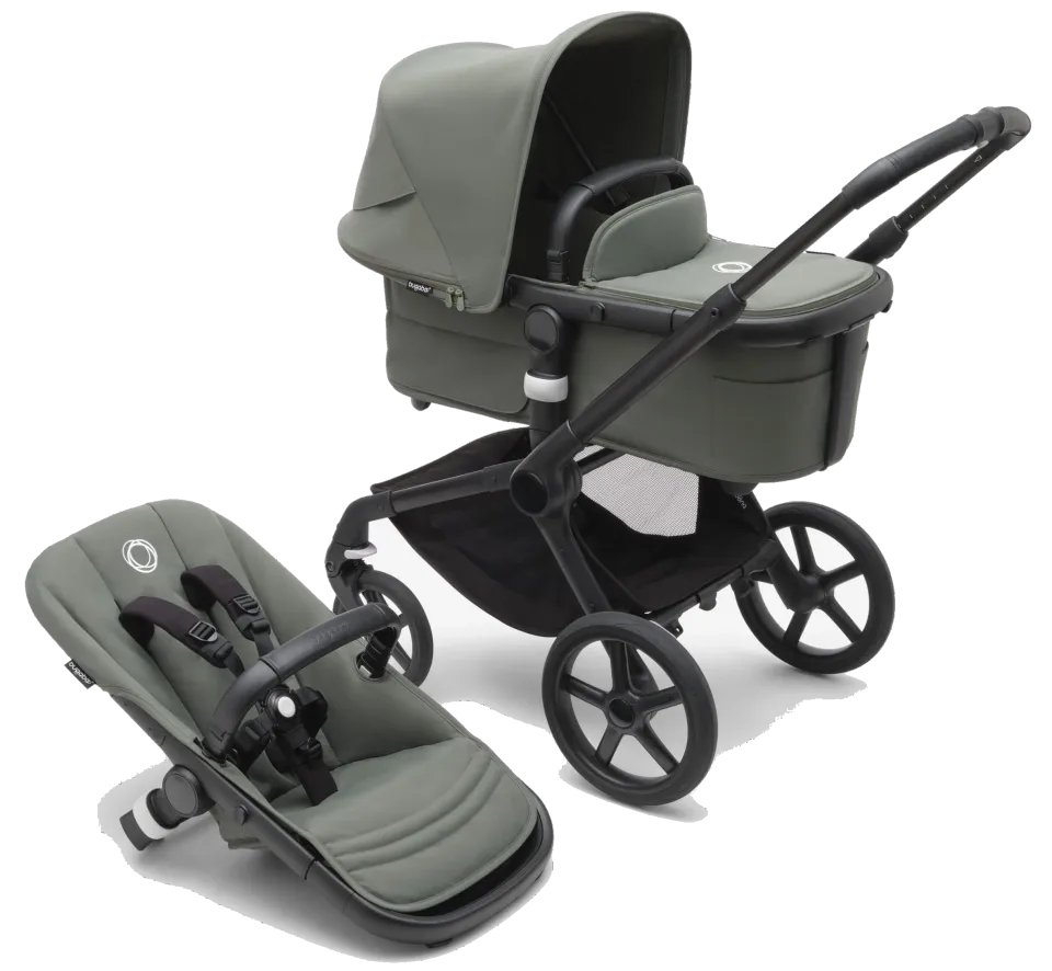 Bugaboo Fox 5 tillhör kategorin bästa duovagn och kan köras i alla terränger och underlag. Oavsett om du ska ha den på landet, i staden, på grusvägen eller under vintern så kommer den klara det.