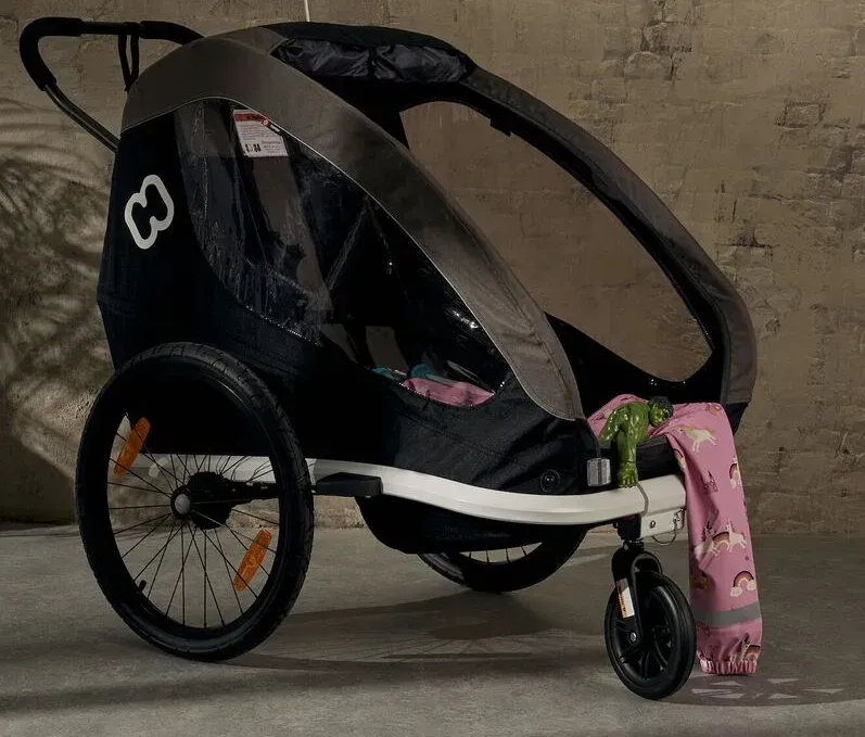 Cykelvagnen Hamax Traveller tillhör budget segmentet och är mycket prisvärd.