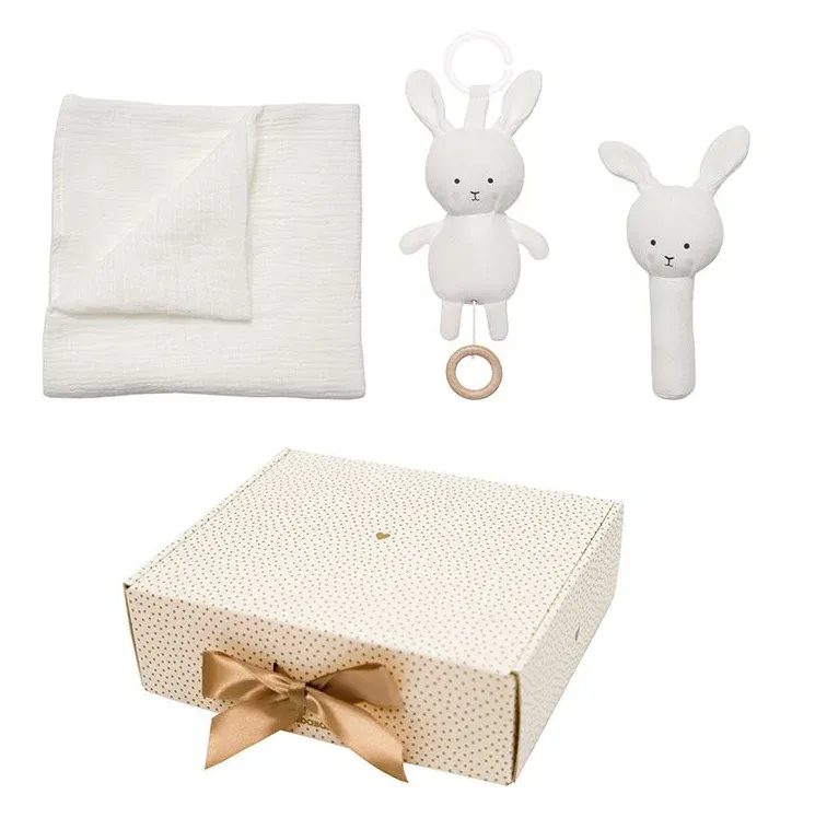 Jabadabado presentkit filt speldosa skallra, en fin dopgåva tycker vi.