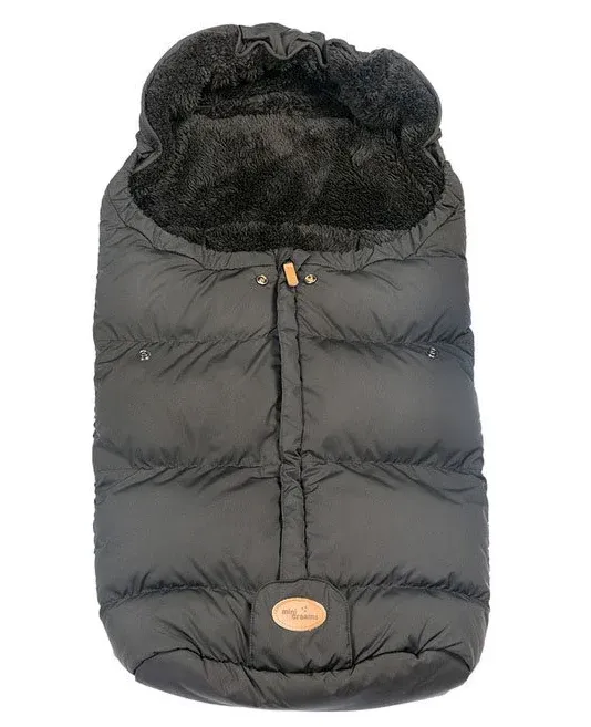 Mini Dreams åkpåse mini passar nyfödda som behöver en varm åkpåse till vinter och höst.