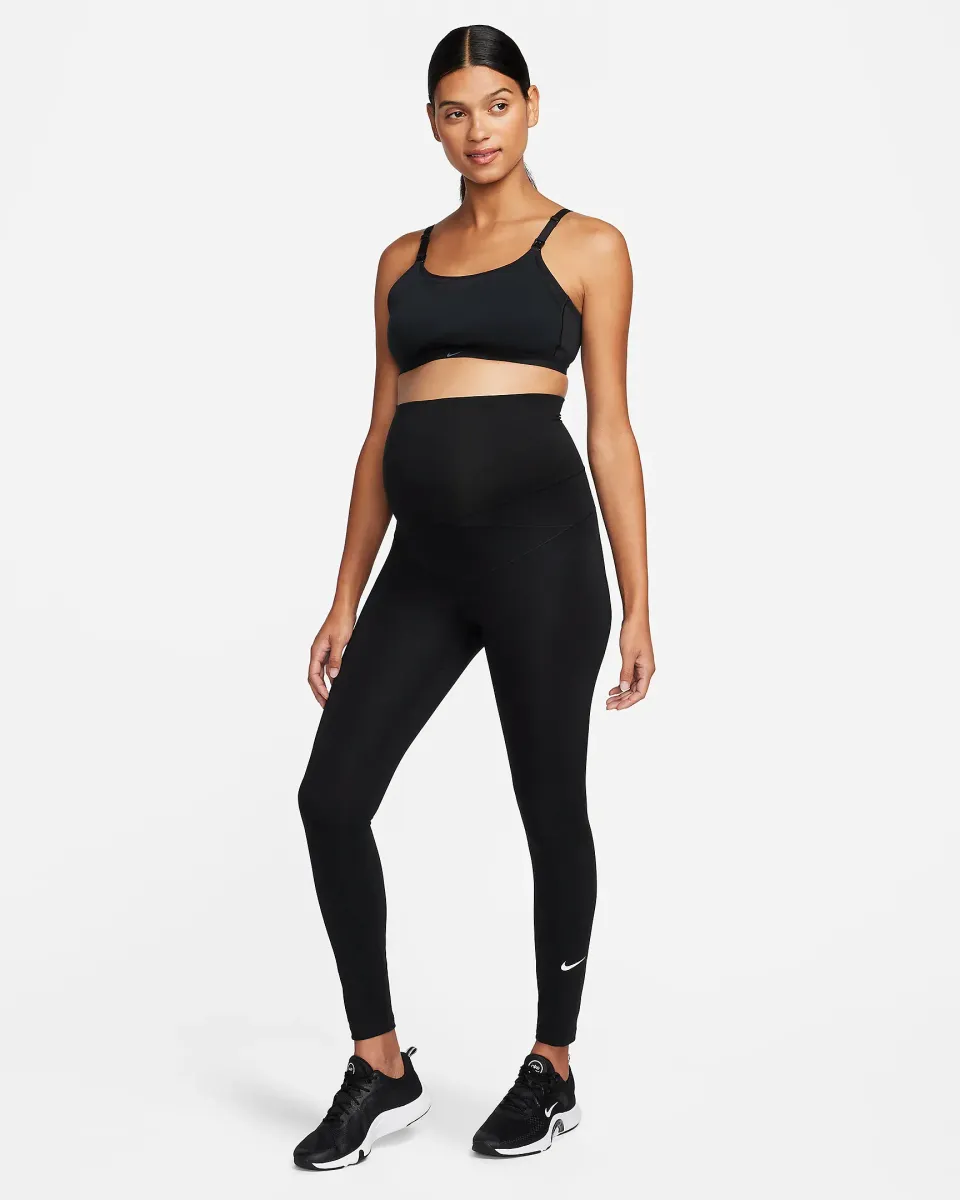 Nike Alate är en välgjord Tränings-BH för gravida och ammande kvinnor.