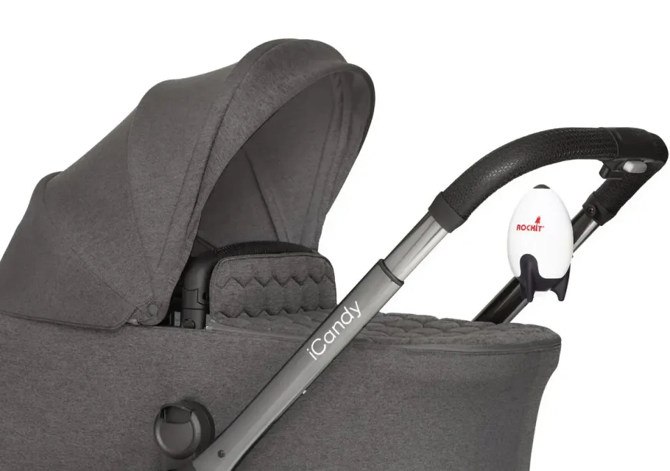 Rock it Baby Rocker är bäst i test bland billiga barnvagnsvaggare. Här ser man den monterad på en barnvagn.